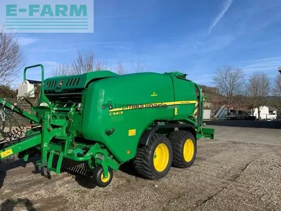 Empacadora gigant - John Deere - c441r