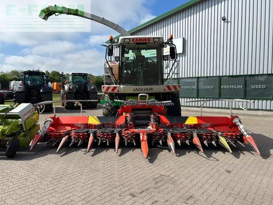 Cosechadora de Cereal - Claas - jaguar 870 mit kemper 360 und pu