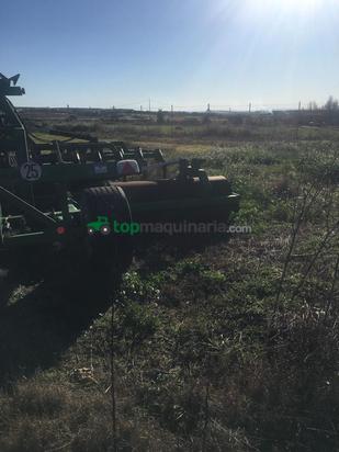 Rodillo cultivador de 6 mts de ancho de labor.