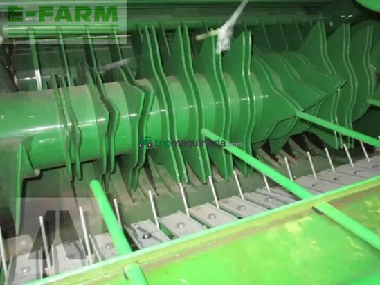 Empacadora gigant - John Deere - f441m