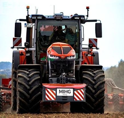 Tractor agrícola - Massey Ferguson - 9s.425 dvt exclusive