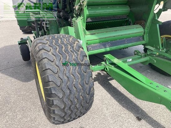 Empacadora gigant - John Deere - v461m