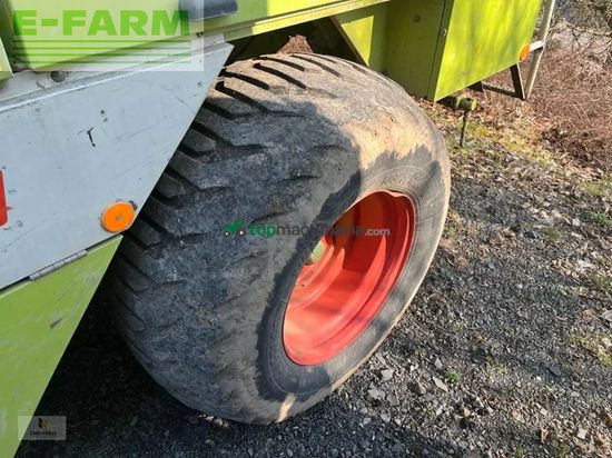 Empacadora gigant - Claas - quadrant 1200