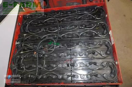 Elevadora - Linde - e 35 hl 387