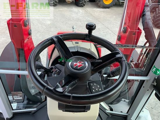 Tractor agrícola - Massey Ferguson - 5s.125 tractor (st27701)