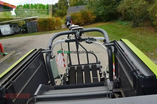 Empacadora gigant - Claas - rollant 630 rc uniwrap