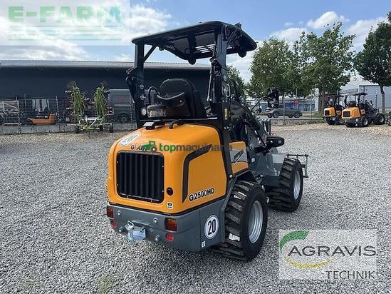 Minicargadora - Giant - g2500 hd