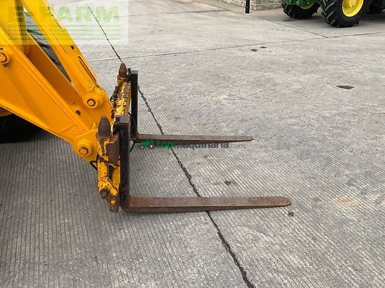 Minicargadora - JCB - 542-70 agri xtra telehandler (st25742)