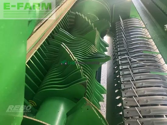 Empacadora gigant - John Deere - v461r