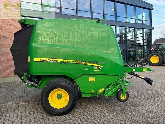 Empacadora gigant - John Deere - 990