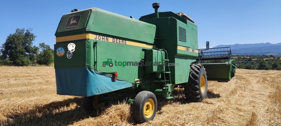 Cosechadora de Cereal - John Deere - 1055