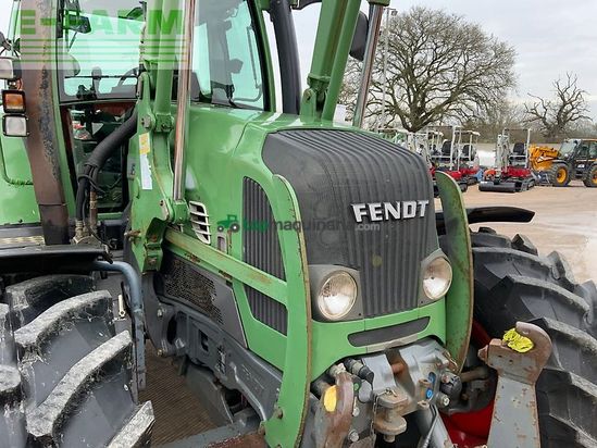 Tractor agrícola - Fendt - 716 tractor (st25458)