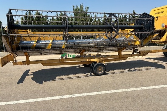 Cosechadora de Cereal - New Holland - TC 56
