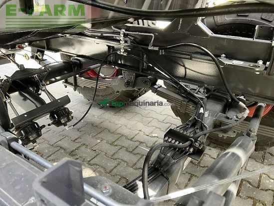 Empacadora gigant - Claas - quadrant 5200 fc evolution