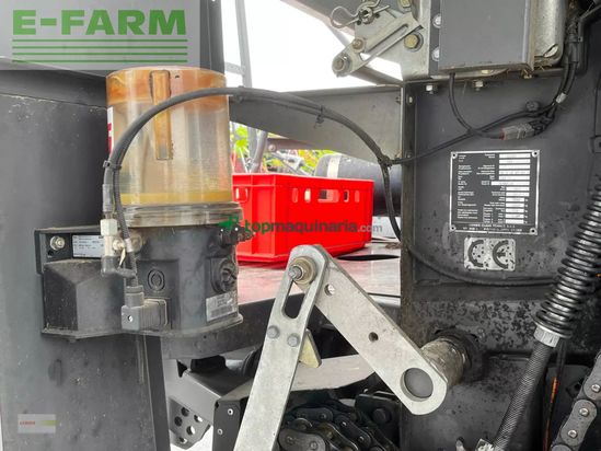 Empacadora gigant - Claas - rollant 454 rc uniwrap