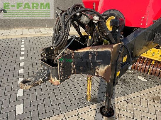 Empacadora gigant - New Holland - bb960