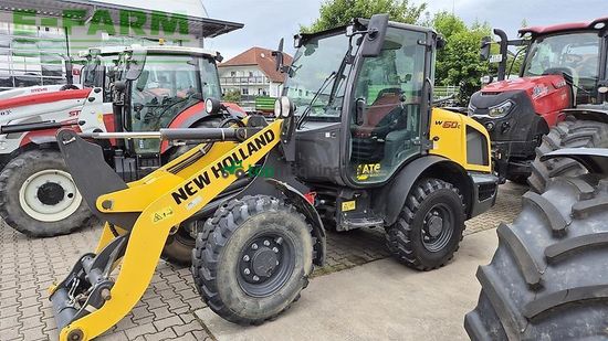 Minicargadora - New Holland - w 60 c