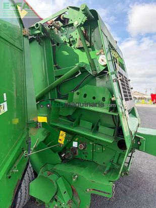 Empacadora gigant - John Deere - presse à balles rondes 582 . john deere