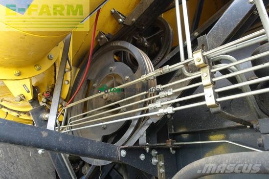 Cosechadora de Cereal - New Holland - tc 5050