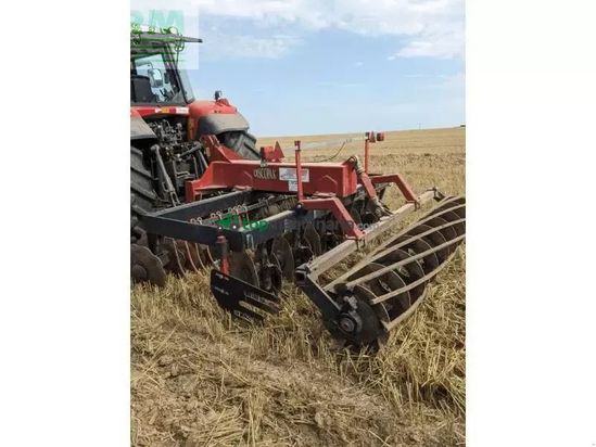Cultivador - Gregoire Besson - dcrp300