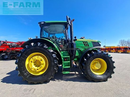 Tractor agrícola - John Deere - 6215r