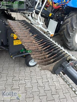 Empacadora gigant - Pöttinger - impress 155 vc pro