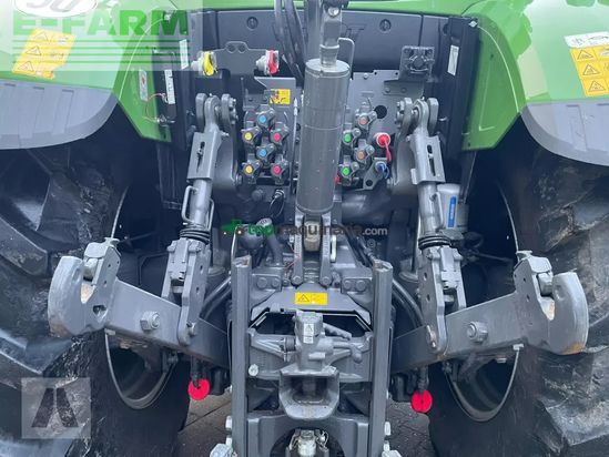 Tractor agrícola - Fendt - 724 vario mit frontlader