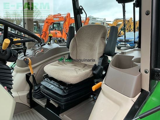 Tractor agrícola - John Deere - 5100m tractor (st25722)