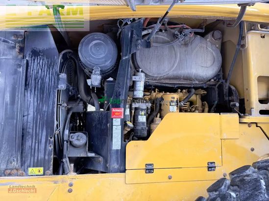 Minicargadora - Caterpillar - 938m