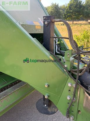 Empacadora gigant - Krone - 1270 xc