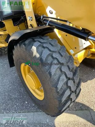 Minicargadora - Caterpillar - 907m