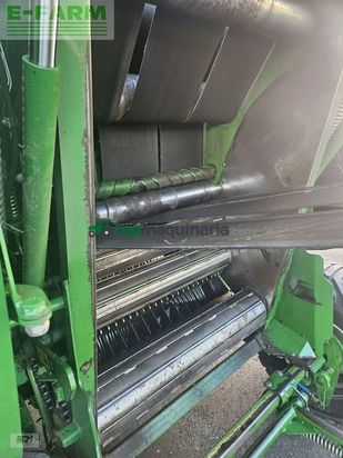 Empacadora gigant - McHale - v 660