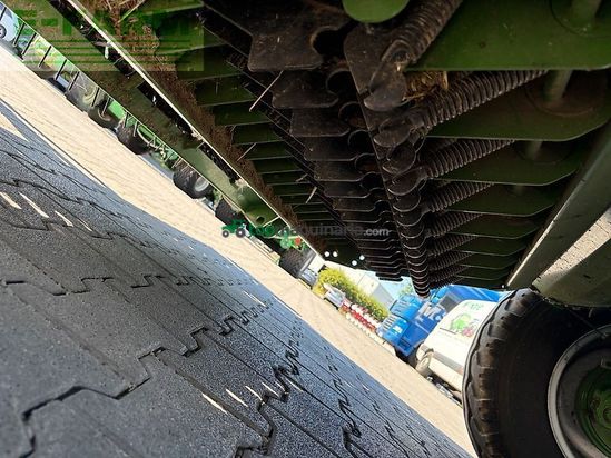 Empacadora gigant - Krone - comprima v 180 xc