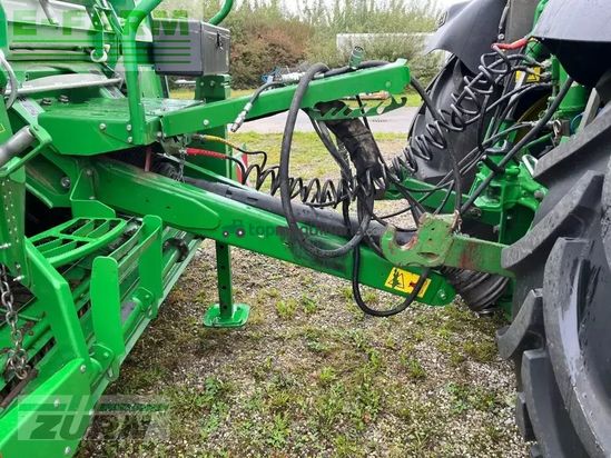 Empacadora gigant - John Deere - c441r mit mantelfolienbindung