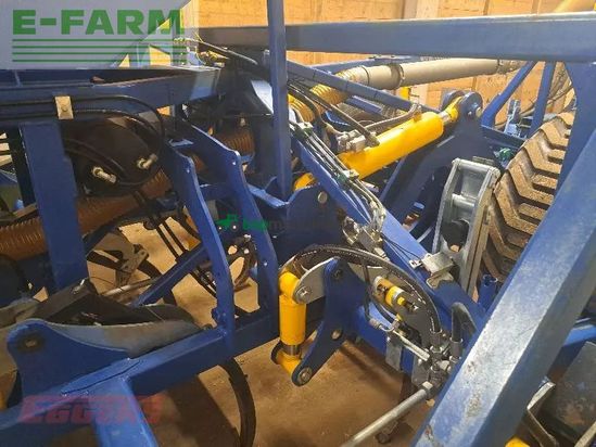 Sembradora - Treffler - tg 300.1 + lemken säschiene