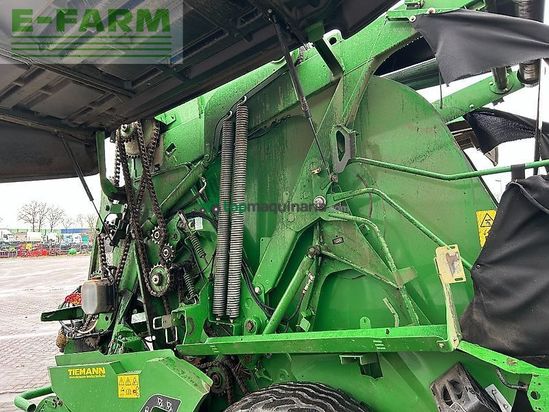 Empacadora gigant - John Deere - 990