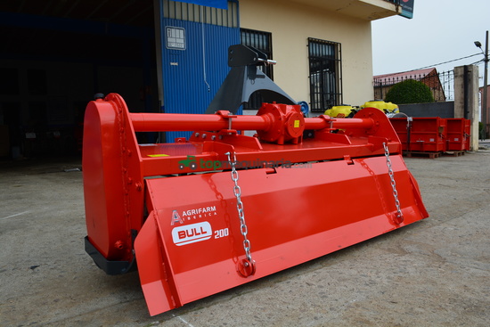 Rotocultivador (rotovator - AGRIFARM BULL 200