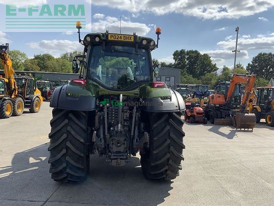 Tractor agrícola - Valtra - t175 versu telehandler (st24299) Versu
