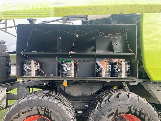 Empacadora gigant - Claas - quadrant 5200 fc tandem