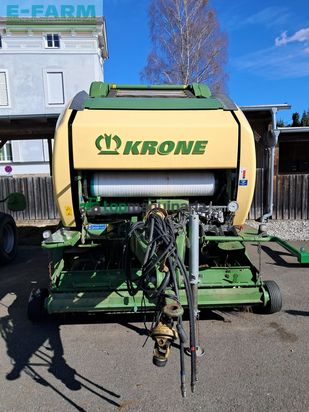 Empacadora gigant - Krone - comprima v 150 xc