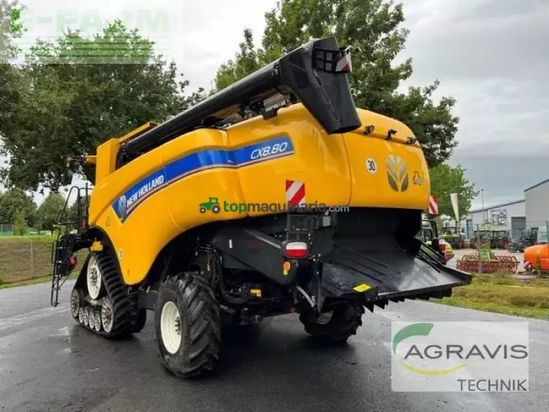 Cosechadora de Cereal - New Holland - cx 8.80 raupe