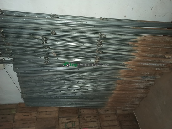 POSTES GALVANIZADOS PARA EMPARRADO DE VIÑA 