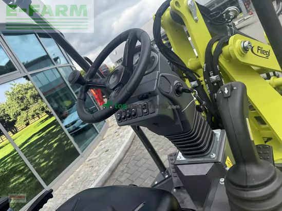 Telescopica - Fliegl - 25-27 inkl. 3 anbaugeräte