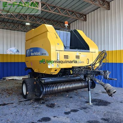 Empacadora gigant - New Holland - br7070