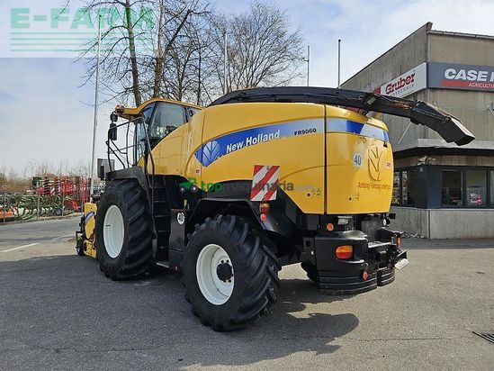 Cosechadora de Cereal - New Holland - fr 9060