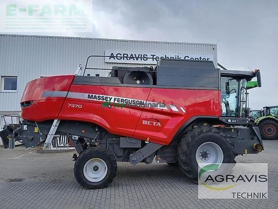 Cosechadora de Cereal - Massey Ferguson - mf7370
