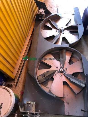 Esparcidor de Tamo para Laverda