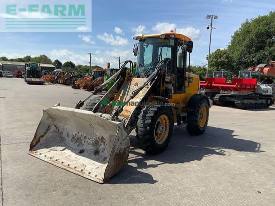 Minicargadora - JCB - 411ht wheeled loading shovel (st23361)