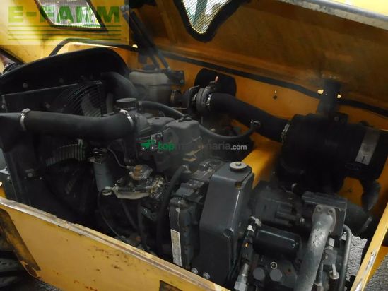 Telescopica - New Holland - lm732 mit schaufel und gabel