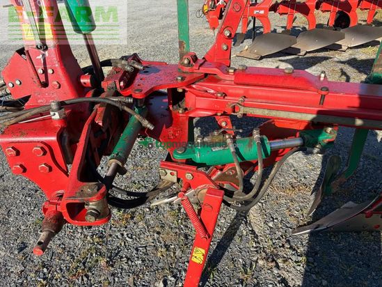 Arado - Kverneland - charrue ls95 . kverneland